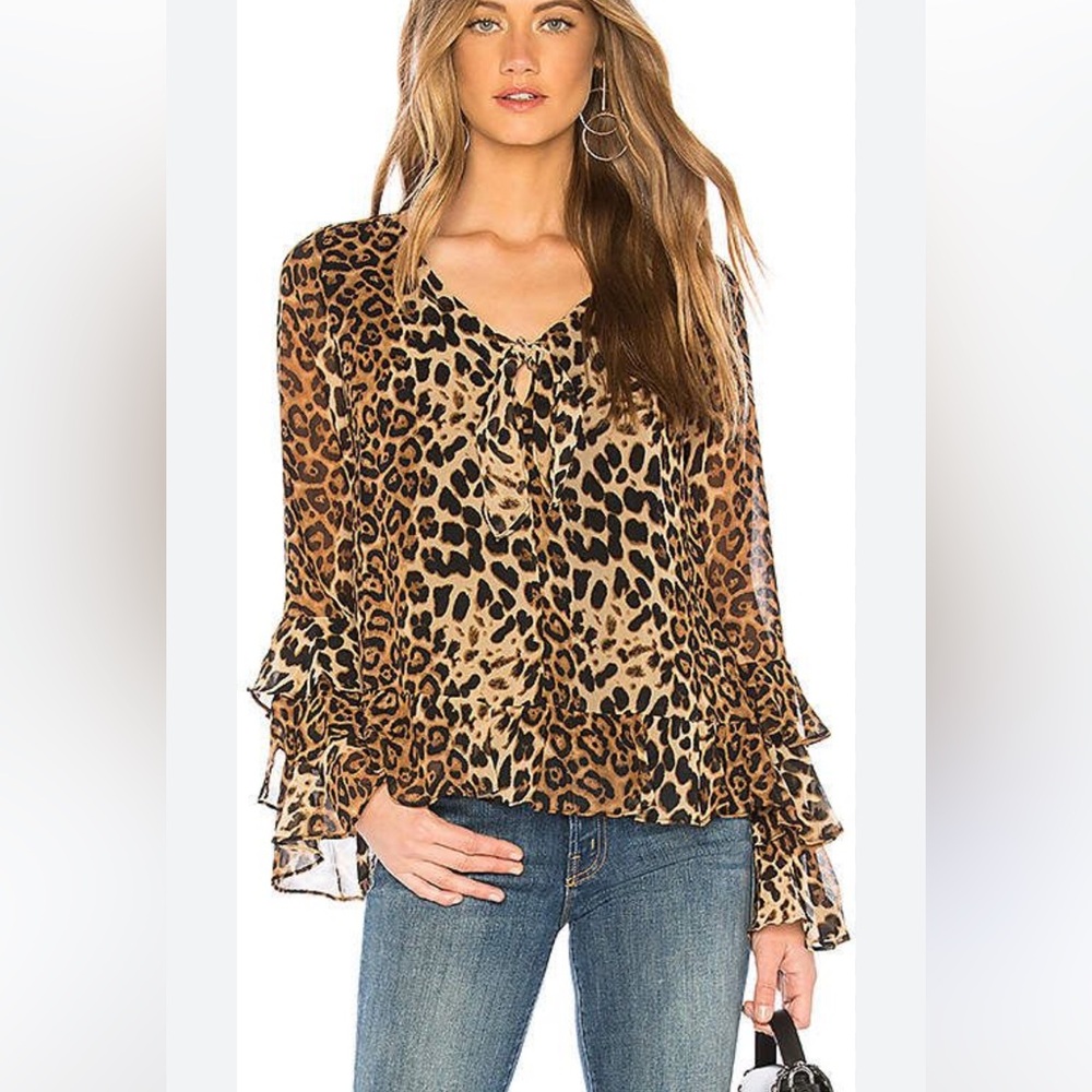 New Line & Dot Effie Tied Top Line & Dot Effie Tied Top